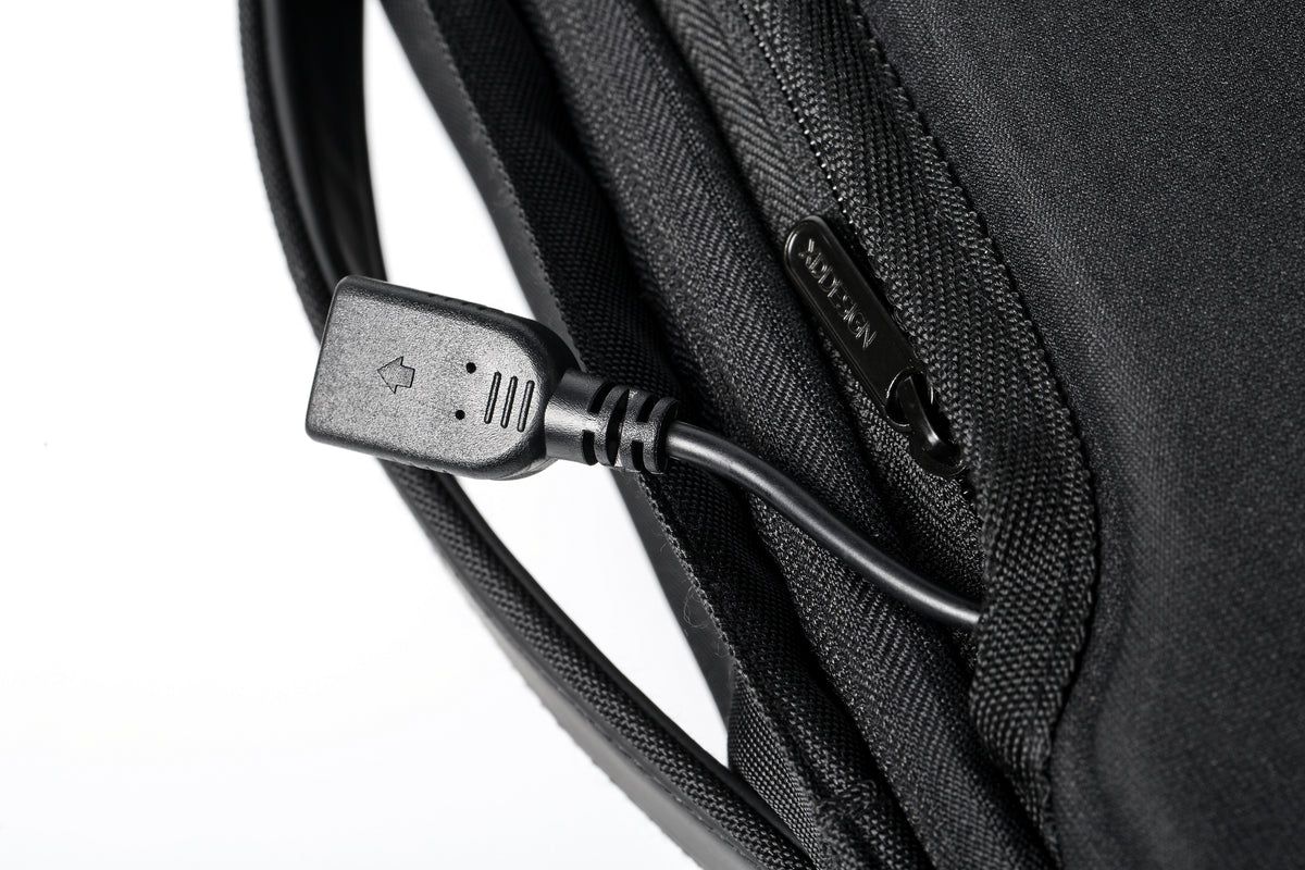 The Bobby Bizz/ Montmartre 3.0 Anti Theft backpack by XD Design- P705.571