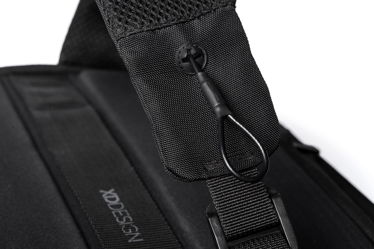 The Bobby Bizz/ Montmartre 3.0 Anti Theft backpack by XD Design- P705.571