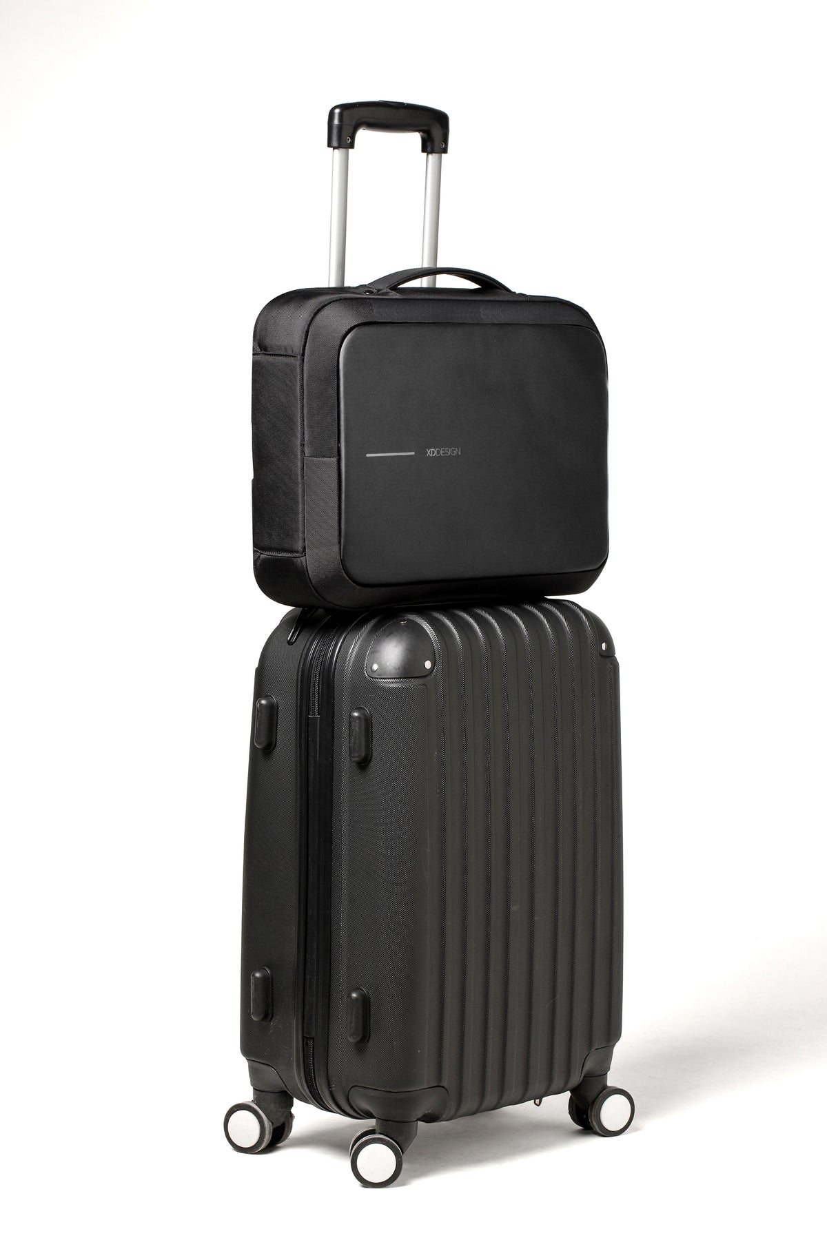 The Bobby Bizz/ Montmartre 3.0 Anti Theft backpack by XD Design- P705.571