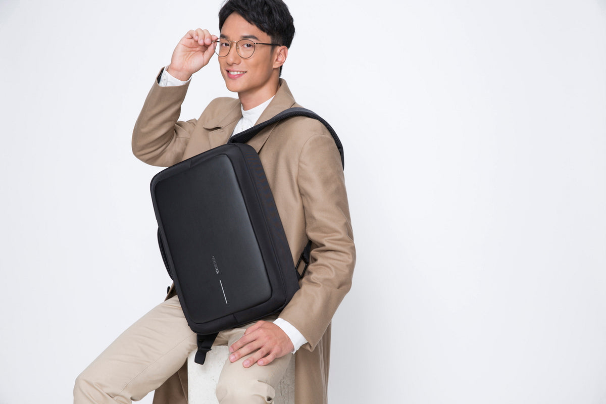 The Bobby Bizz/ Montmartre 3.0 Anti Theft backpack by XD Design- P705.571