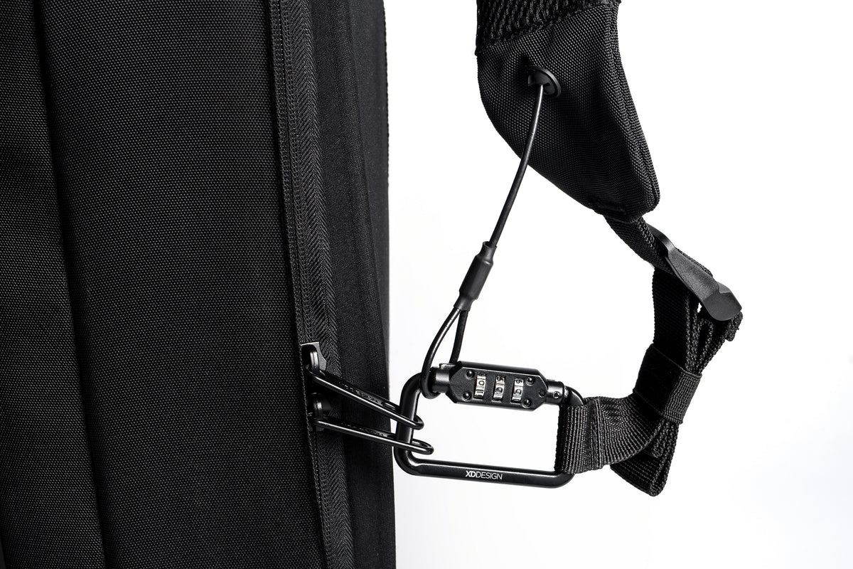 The Bobby Bizz/ Montmartre 3.0 Anti Theft backpack by XD Design- P705.571