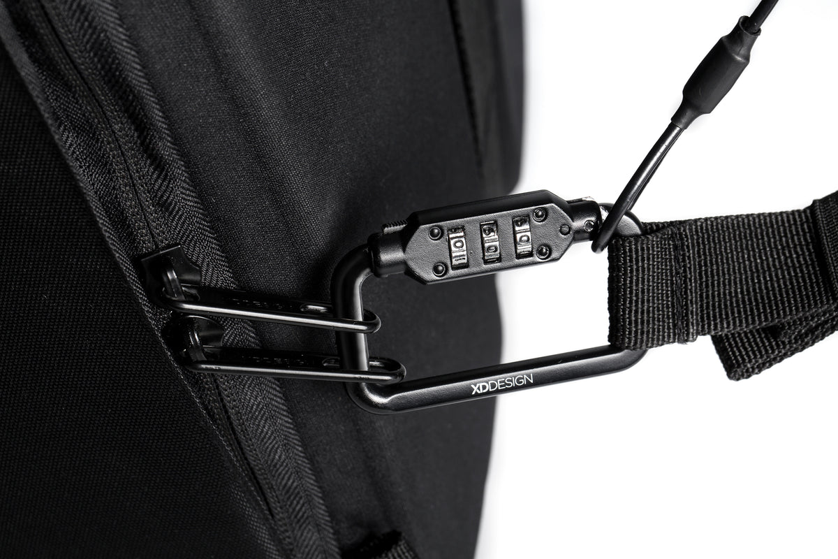 The Bobby Bizz/ Montmartre 3.0 Anti Theft backpack by XD Design- P705.571