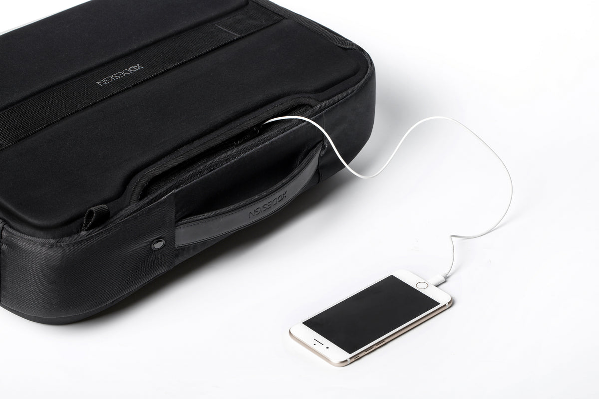 The Bobby Bizz/ Montmartre 3.0 Anti Theft backpack by XD Design- P705.571