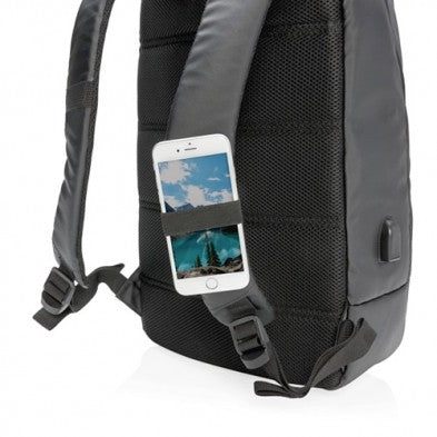 Swiss Peak modern 15 Inch laptop backpack P762.151