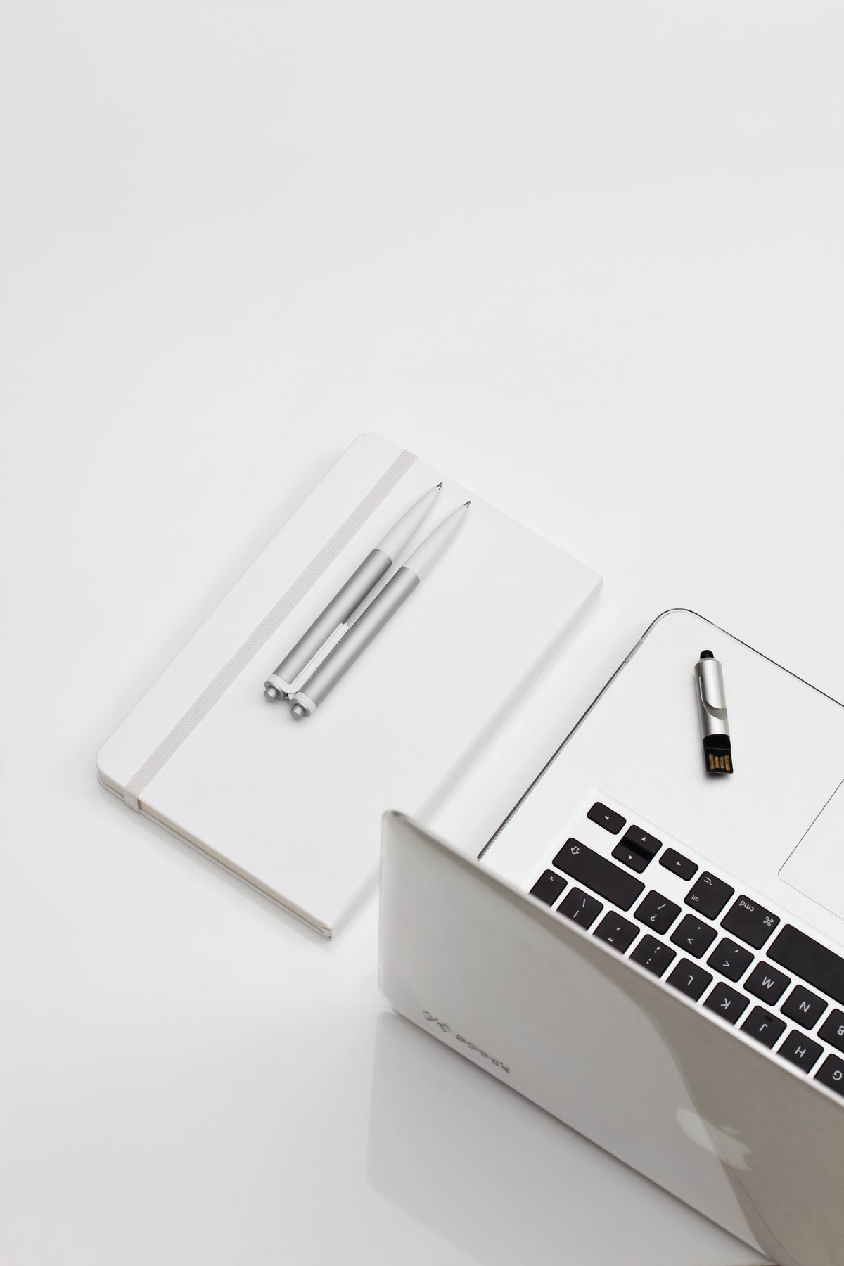 Konekt connected pen set white (EX015)