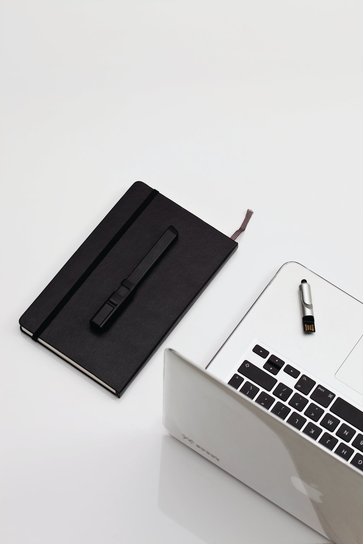 Kube 4 in 1 pen black (EX014)