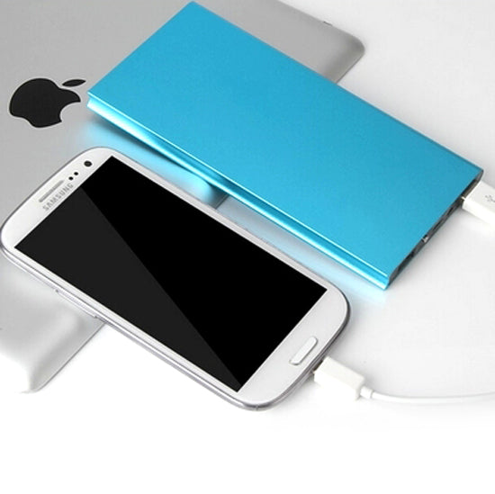 Ultra thin metallic power bank 2-USB output (8000mAh)