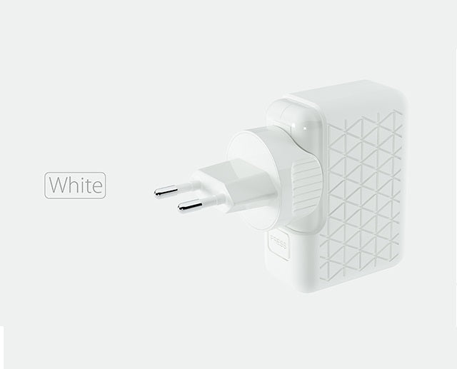 4-Port USB Universal travel adaptor