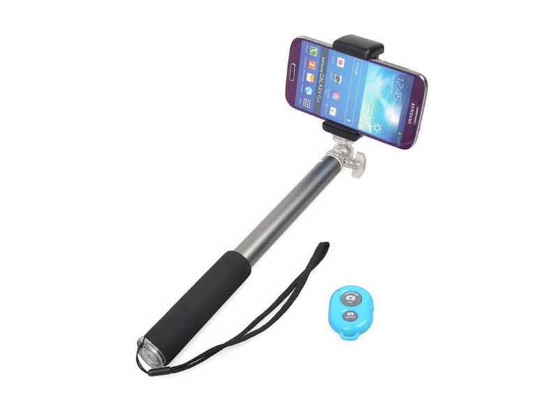 Selfie Stick with bluetooth remote