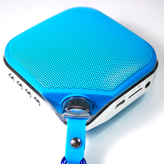 Portable bluetooth speaker