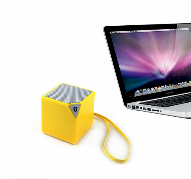 Square portable wireless bluetooth speaker