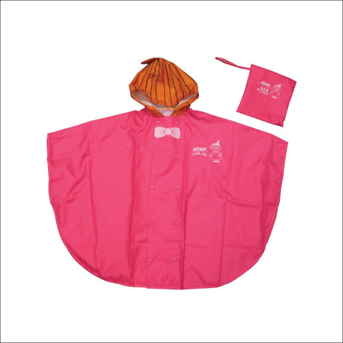 Raincoat jacket with sef pouch
