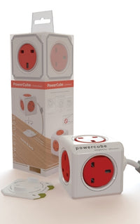 Powercube USB universal socket