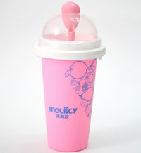 Magic squeeze cup -- Slushy maker