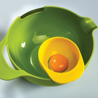 Joseph Joseph-Nest™ Mix 4-piece mixing bowl set with egg yolk separator